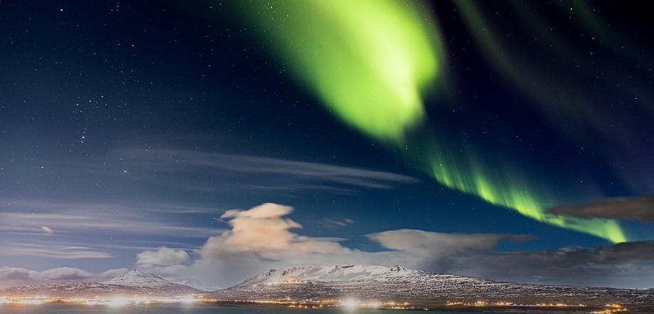 Green Northern Lights above Akureyri / Copyright: Visit North Iceland